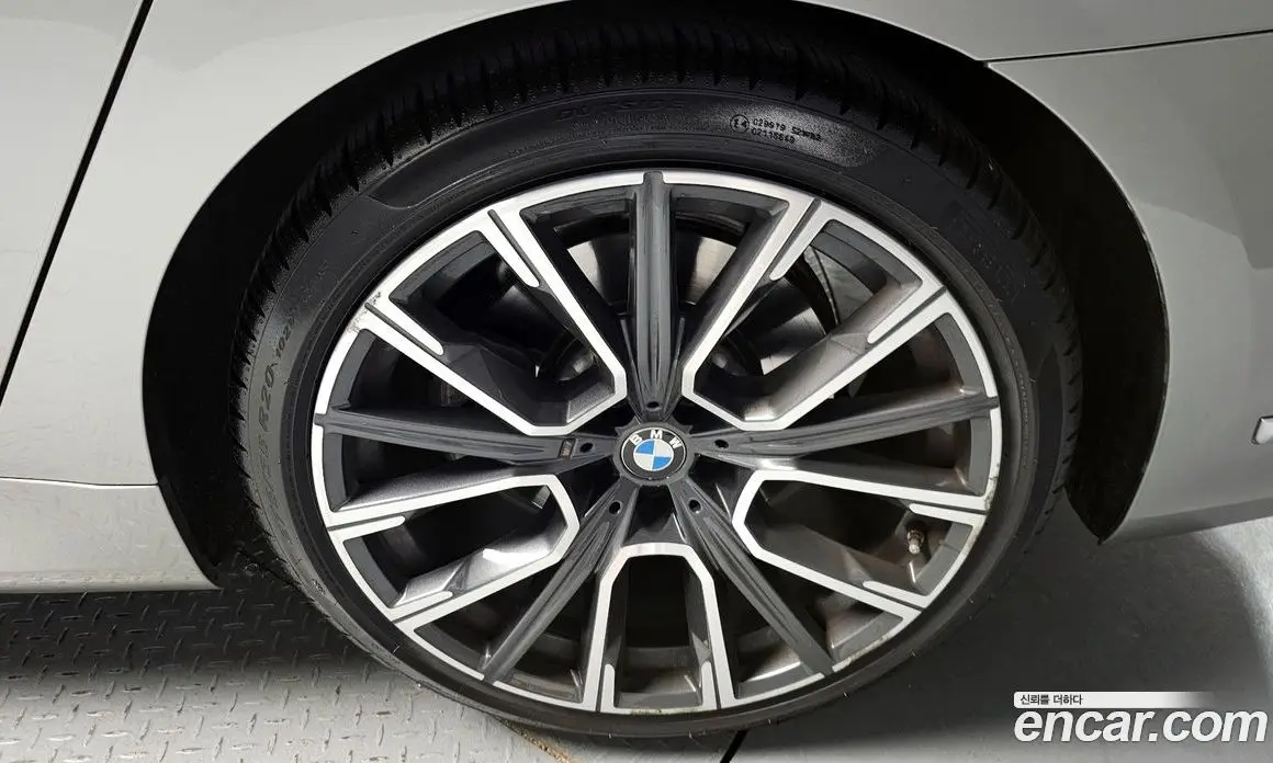 BMW 7 серия 2021 3.0 автомат (гидро), фото 5