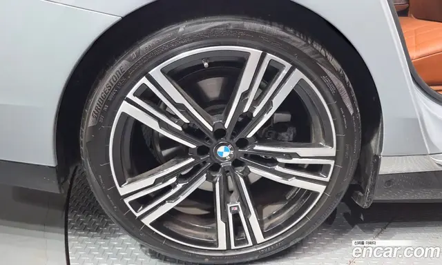 BMW 7 серия 2025 3.0 автомат (гидро), миниатюра 5