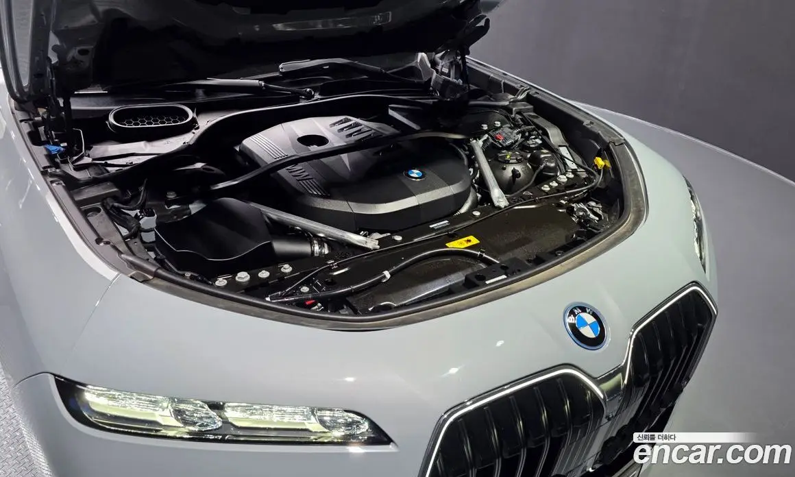 BMW 7 серия 2025 3.0 автомат (гидро), фото 6