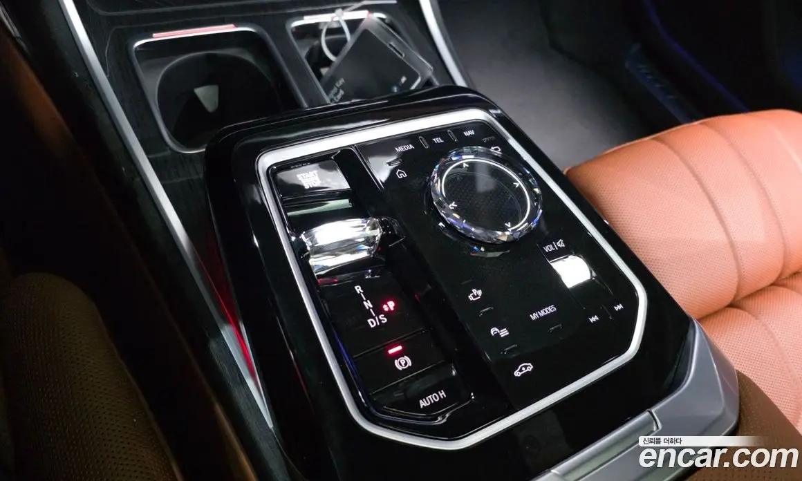 BMW 7 серия 2025 3.0 автомат (гидро), фото 9