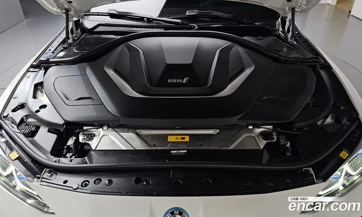BMW i4 2023 0.2 автомат (гидро), фото 5