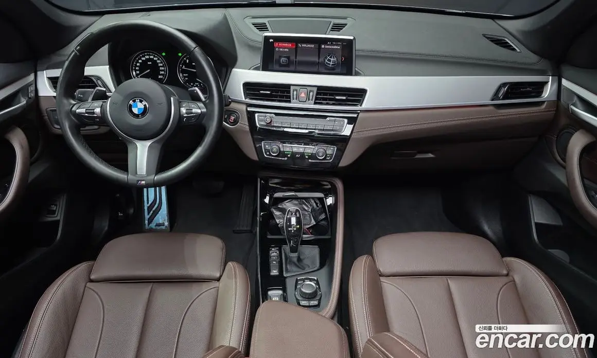 BMW X1 2021 2.0 автомат (гидро), фото 9