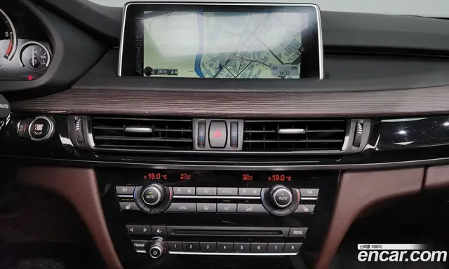 BMW X5 2014 3.0 автомат (гидро), миниатюра 12