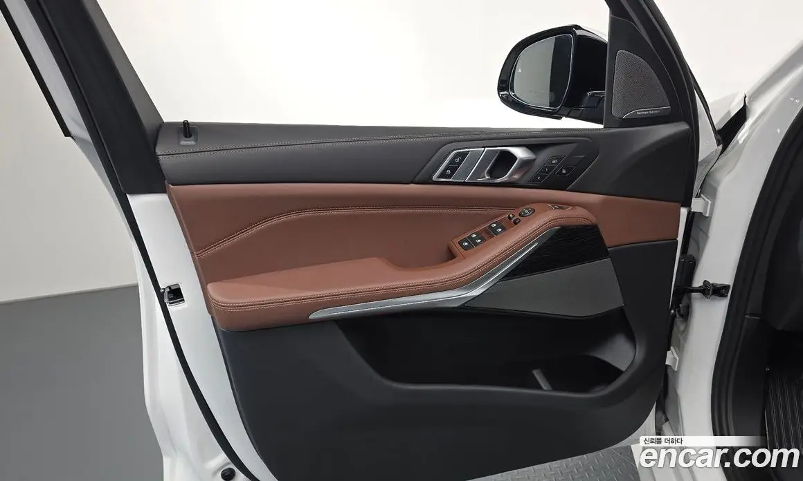 BMW X5 2025 3.0 автомат (гидро), фото 14