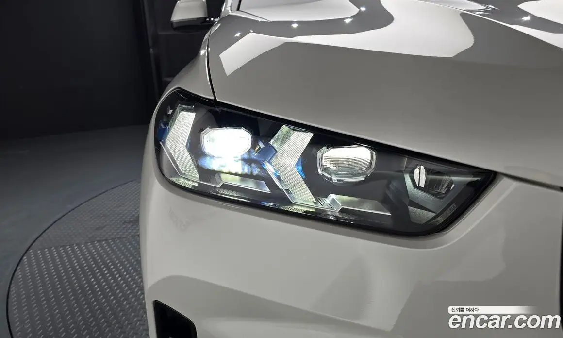 BMW X5 2025 3.0 автомат (гидро), фото 8