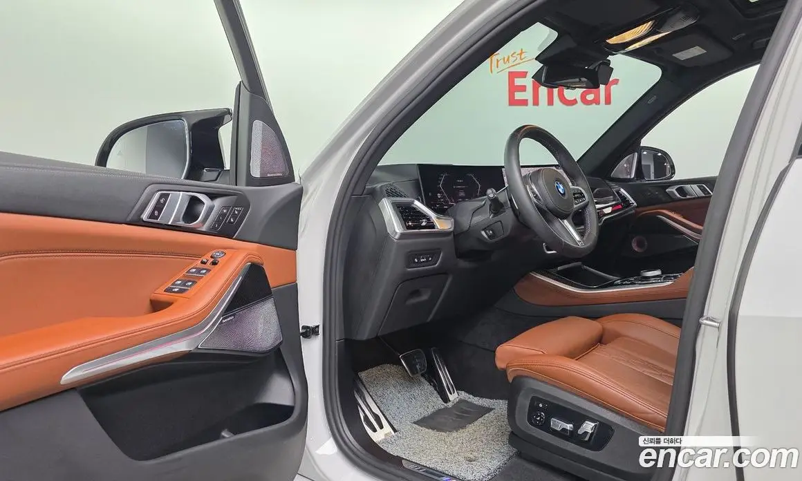 BMW X5 2025 4.4 автомат (гидро), фото 16