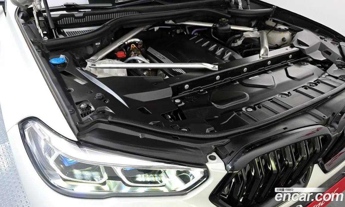 BMW X6 2022 3.0 автомат (гидро), фото 6