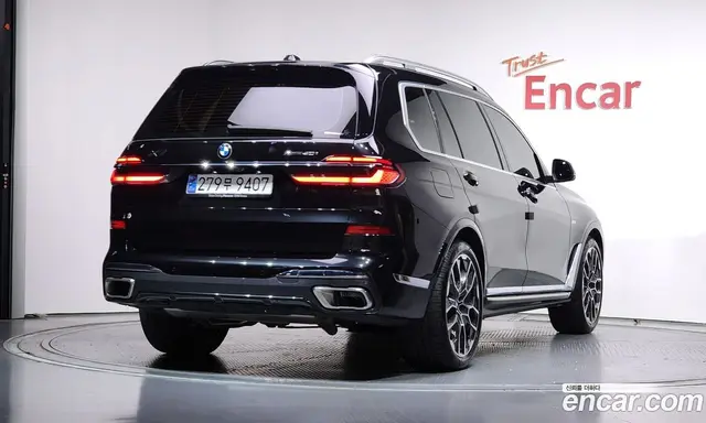 BMW X7 2024 3.0 автомат (гидро), миниатюра 2