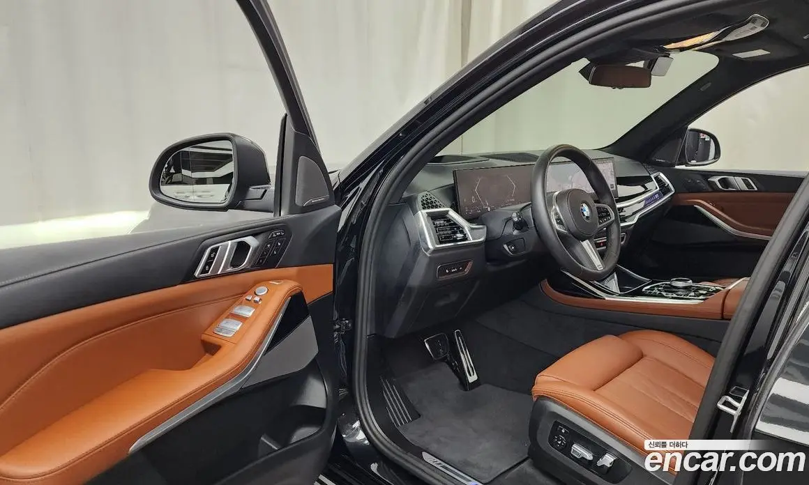BMW X7 2024 3.0 автомат (гидро), фото 13