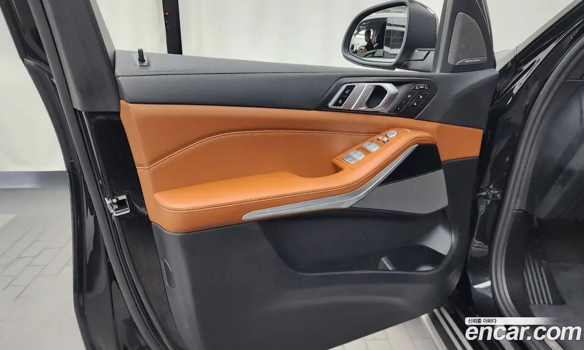 BMW X7 2024 3.0 автомат (гидро), фото 14