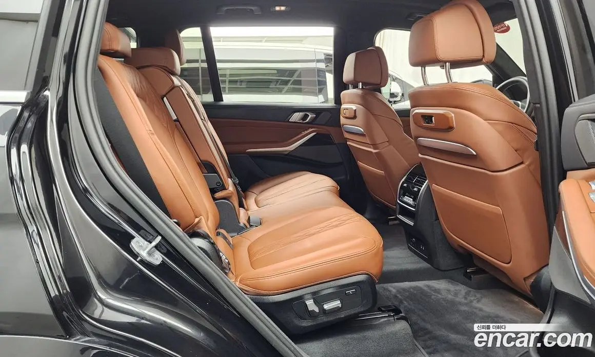 BMW X7 2024 3.0 автомат (гидро), фото 18