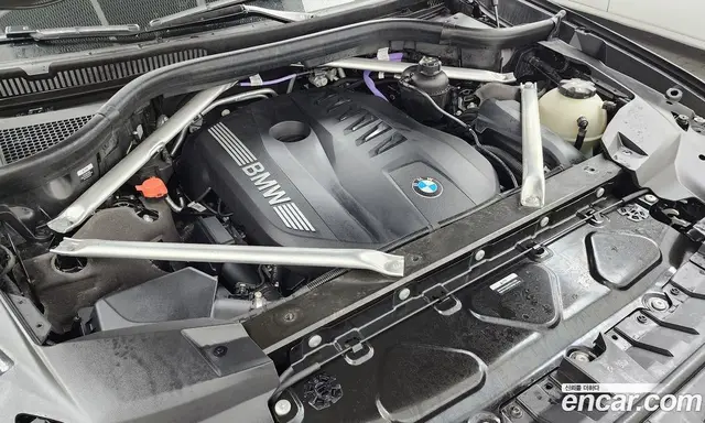 BMW X7 2024 3.0 автомат (гидро), миниатюра 6