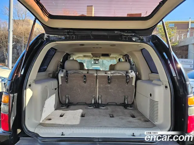 Cadillac Escalade 2004 6.0 автомат (гидро), миниатюра 6 Cadillac Escalade 2004 6.0 автомат (гидро), миниатюра 6