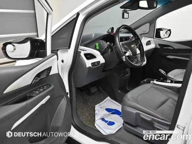 Chevrolet Bolt EV 2018 автомат (гидро), миниатюра 11