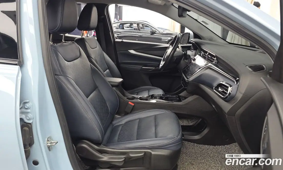 Chevrolet 볼트 EUV 2023 0.2 автомат (гидро), фото 11