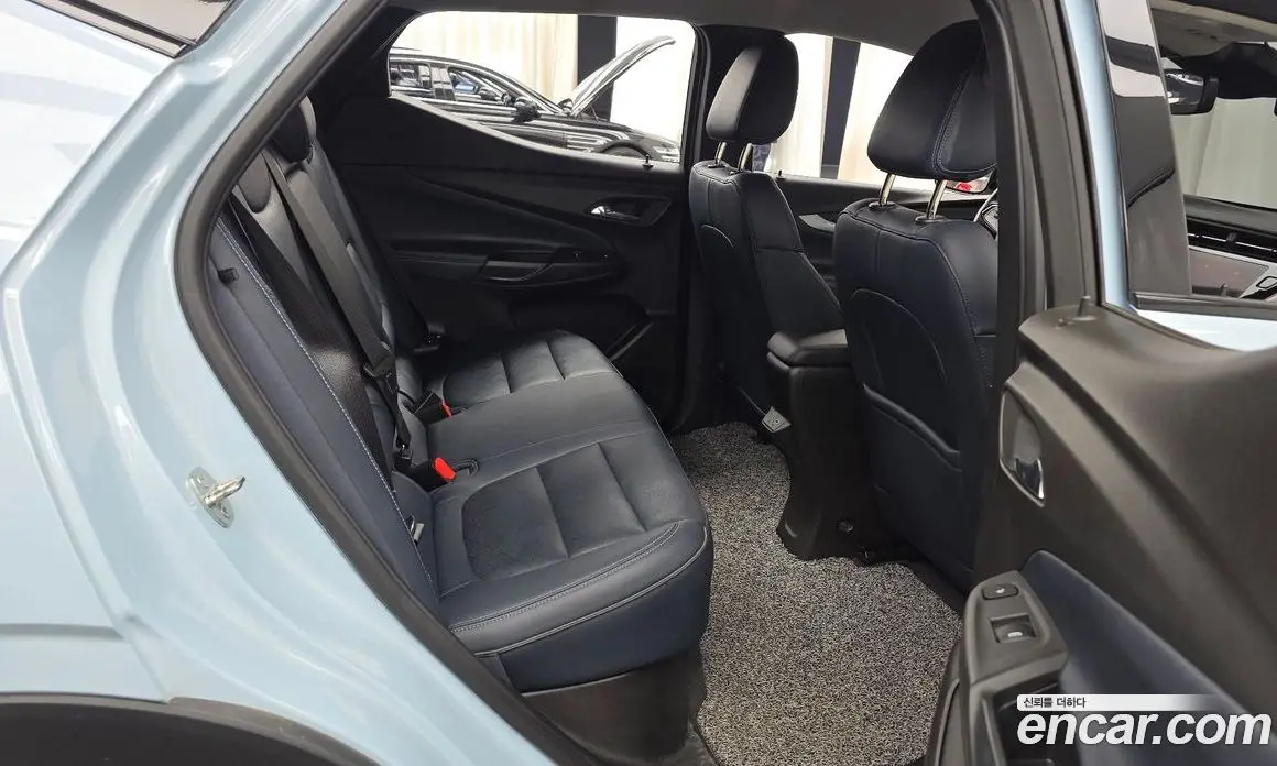 Chevrolet 볼트 EUV 2023 0.2 автомат (гидро), фото 12