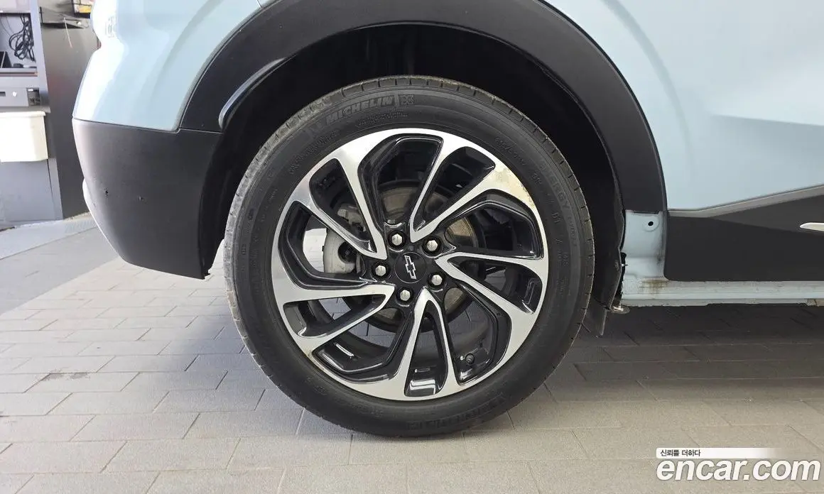 Chevrolet 볼트 EUV 2023 0.2 автомат (гидро), фото 5