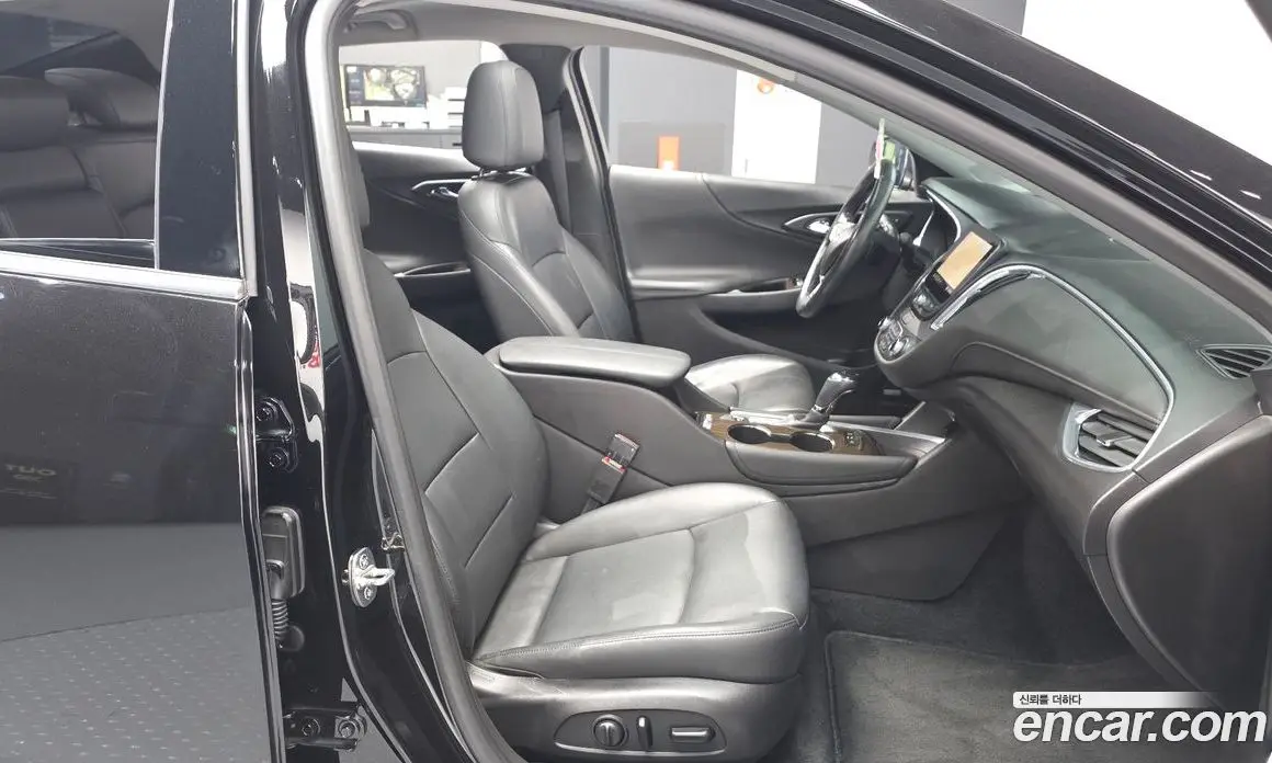 Chevrolet Malibu 2019 2.0 автомат (гидро), фото 16