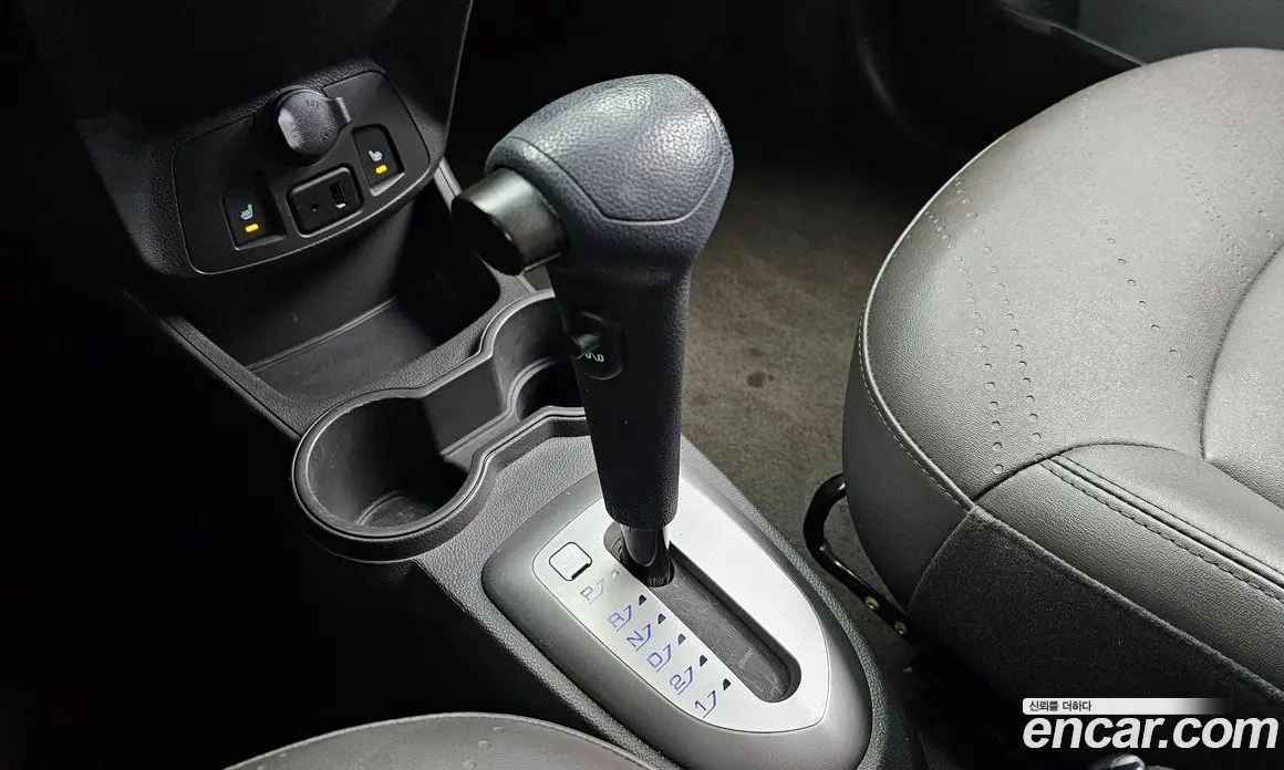 Chevrolet Spark 2014 1.0 автомат (гидро), фото 9