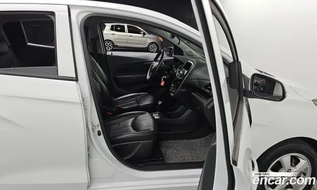 Chevrolet Spark 2015 1.0 автомат (гидро), миниатюра 12