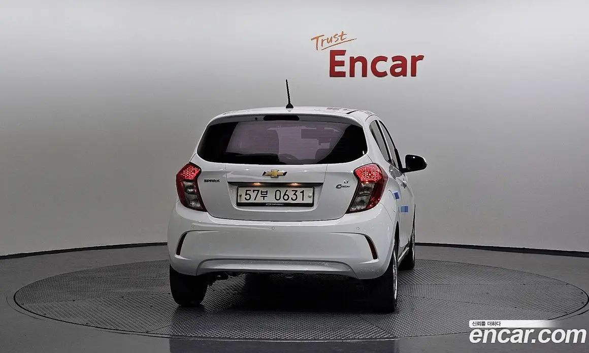 Chevrolet Spark 2015 1.0 автомат (гидро), фото 4