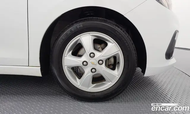 Chevrolet Spark 2015 1.0 автомат (гидро), миниатюра 5