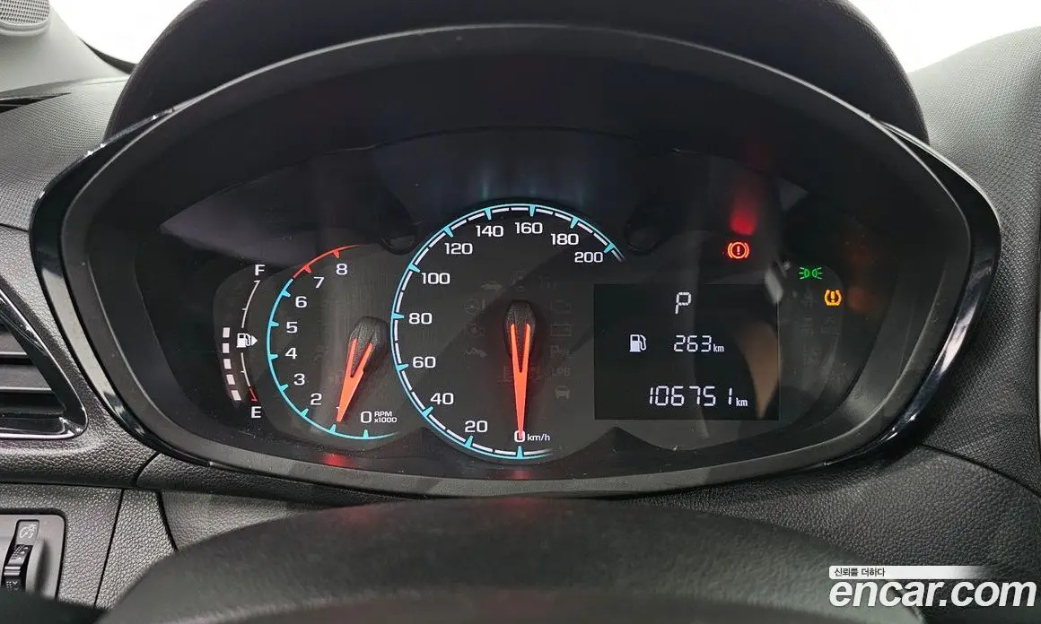 Chevrolet Spark 2015 1.0 автомат (гидро), фото 8