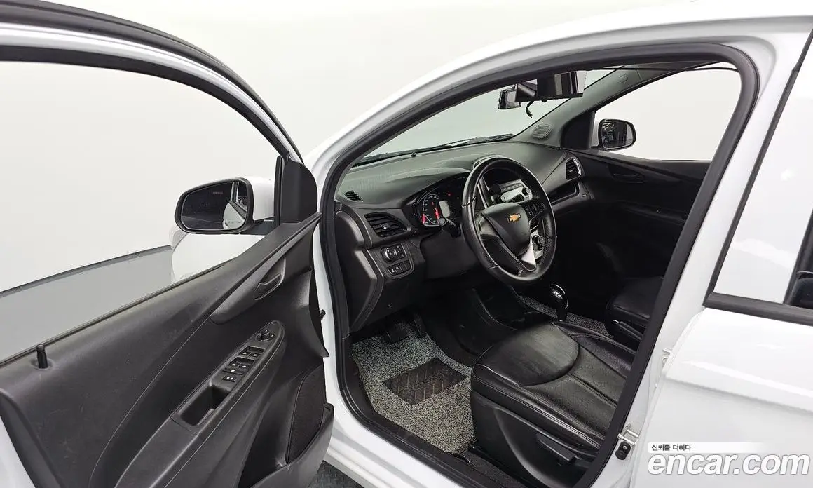 Chevrolet Spark 2015 1.0 автомат (гидро), фото 10