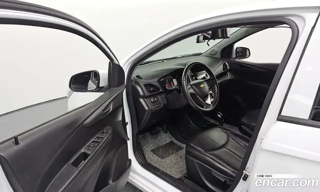 Chevrolet Spark 2015 1.0 автомат (гидро), миниатюра 10