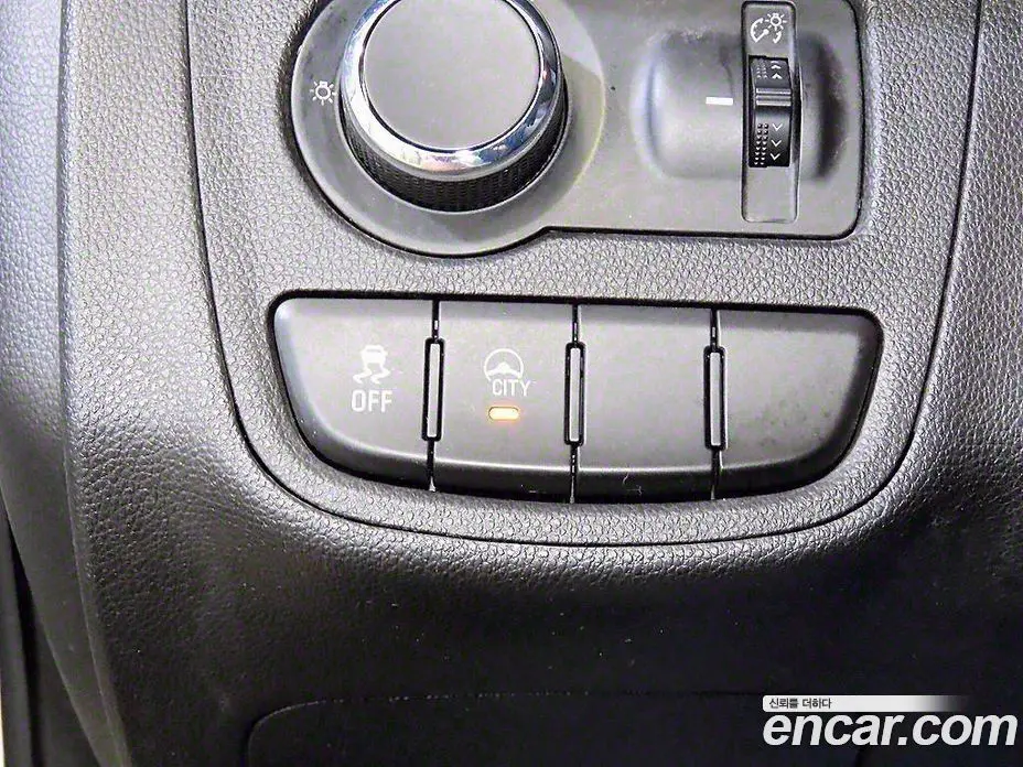Chevrolet Spark 2015 1.0 автомат (гидро), фото 11