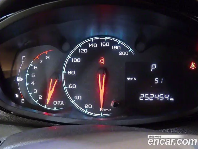 Chevrolet Spark 2015 1.0 автомат (гидро), миниатюра 8