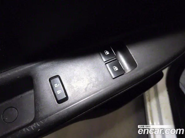 Chevrolet Spark 2015 1.0 автомат (гидро), миниатюра 10