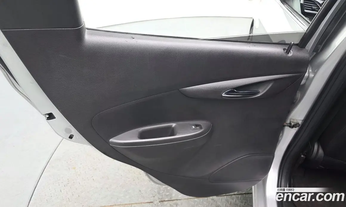 Chevrolet Spark 2015 1.0 автомат (гидро), фото 15