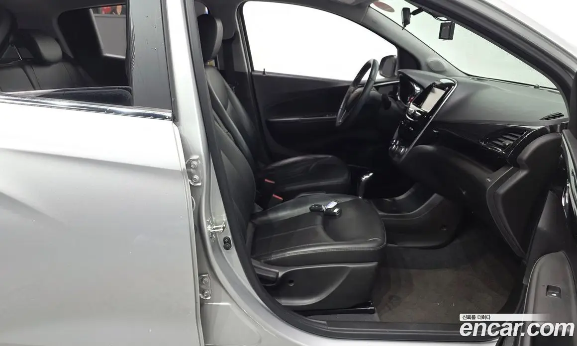 Chevrolet Spark 2015 1.0 автомат (гидро), фото 16