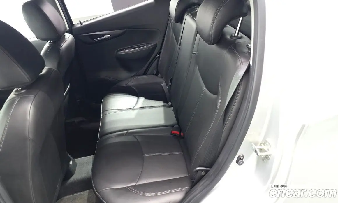 Chevrolet Spark 2015 1.0 автомат (гидро), фото 18