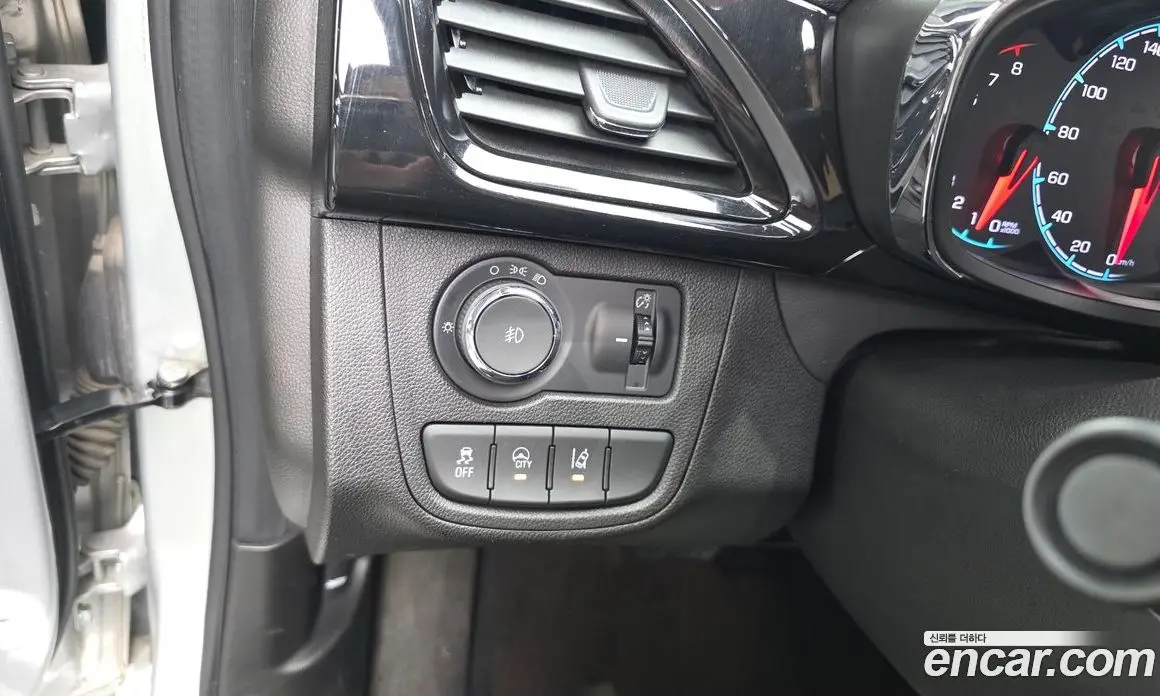 Chevrolet Spark 2015 1.0 автомат (гидро), фото 28