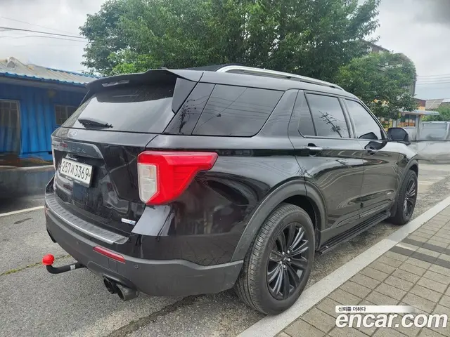 Ford Explorer 2020 2.3 автомат (гидро), миниатюра 3