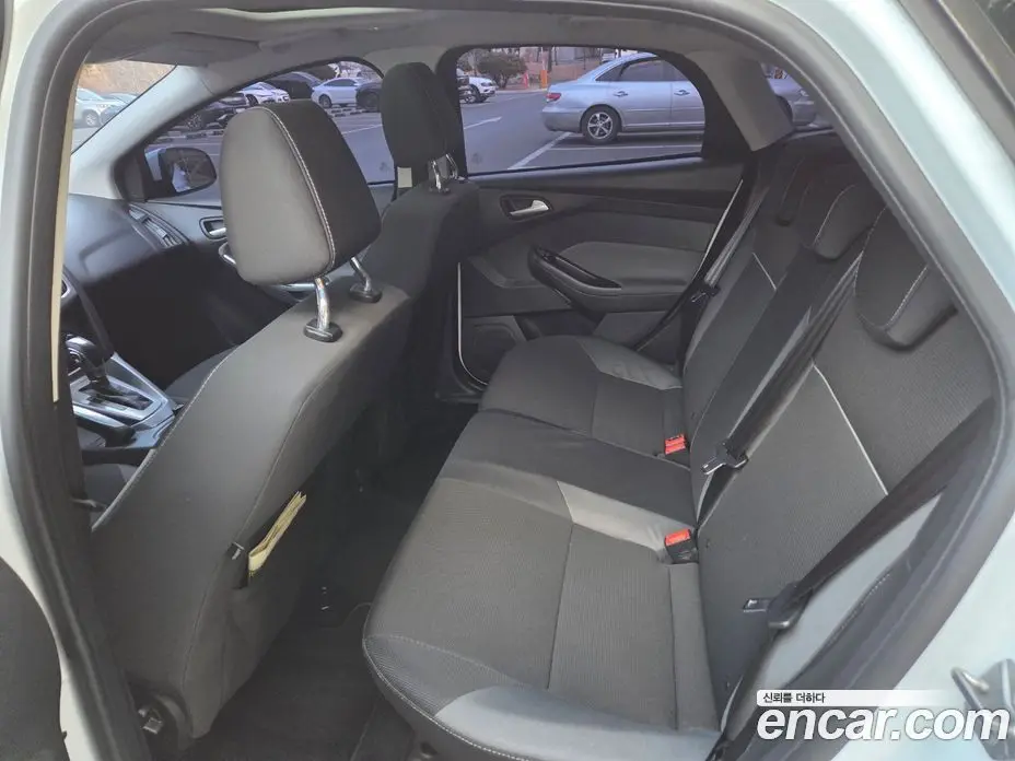 Ford Focus 2013 2.0 автомат (гидро), фото 12