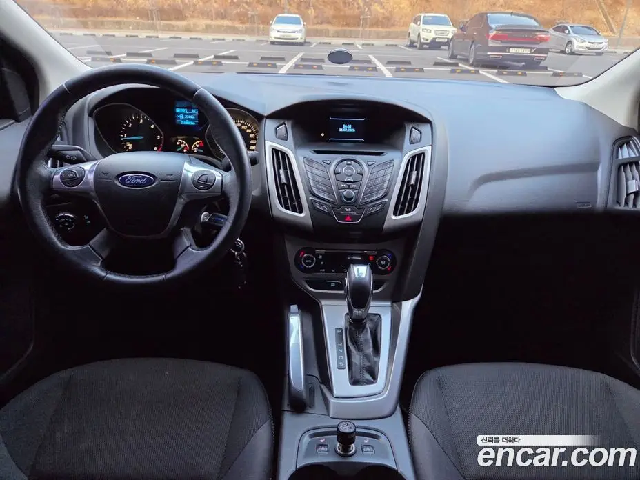 Ford Focus 2013 2.0 автомат (гидро), фото 10