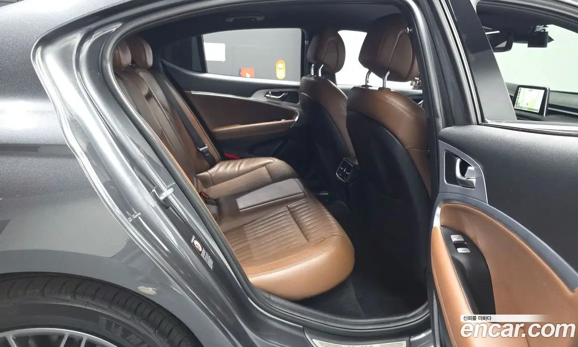 Genesis G70 2017 2.0 автомат (гидро), фото 11