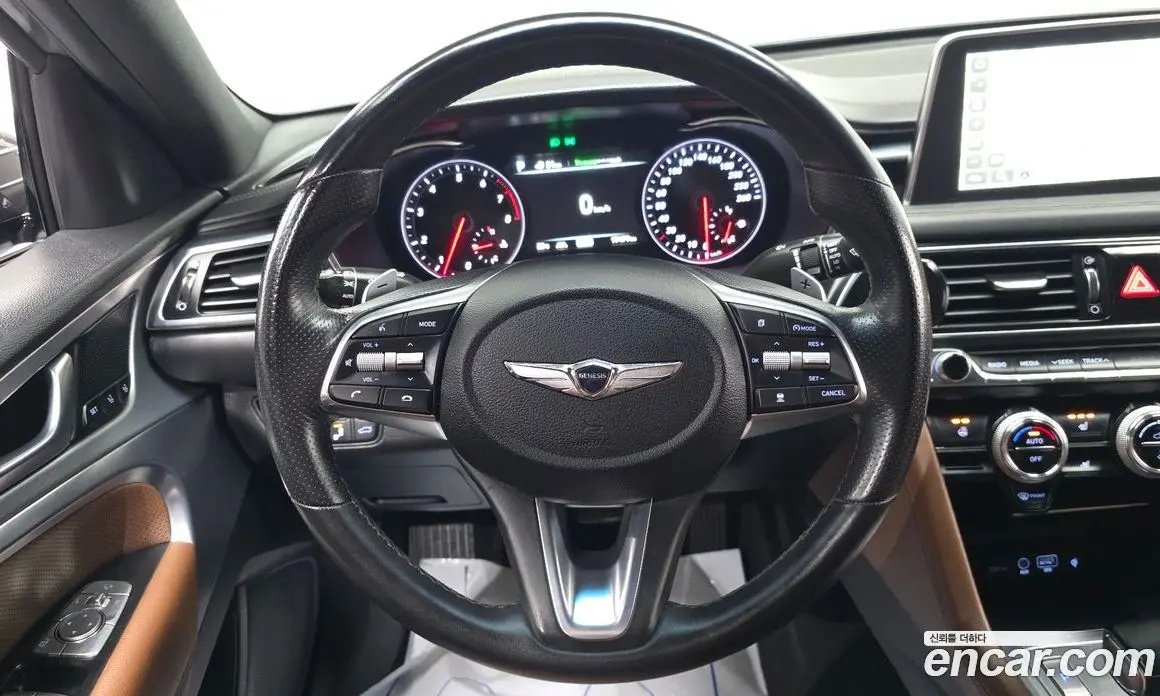 Genesis G70 2017 2.0 автомат (гидро), фото 15