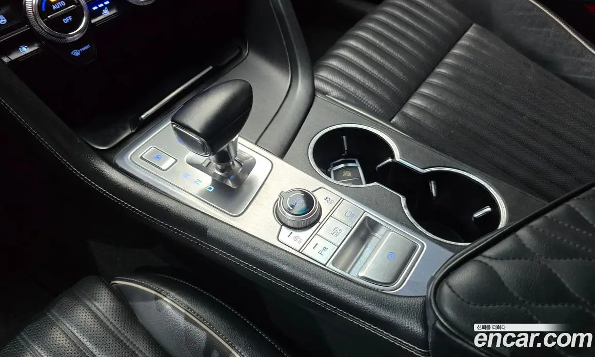 Genesis G70 2019 2.0 автомат (гидро), фото 12