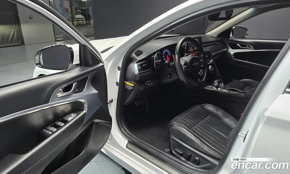 Genesis G70 2019 2.0 автомат (гидро), фото 13