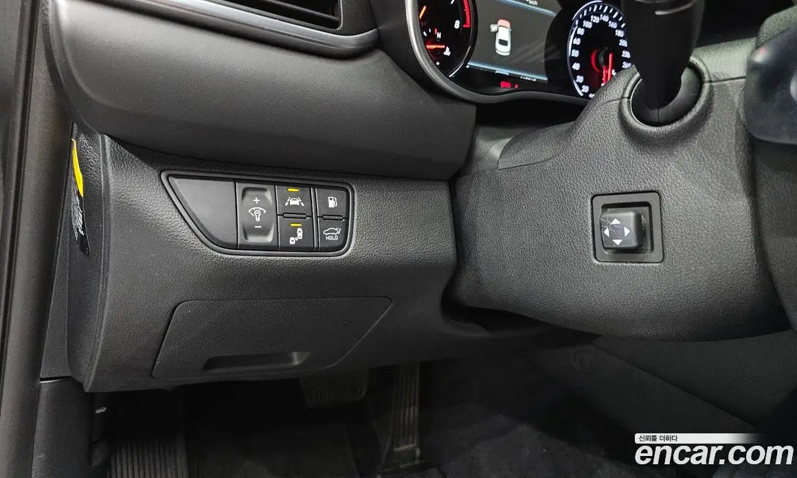 Genesis G70 2019 2.0 автомат (гидро), фото 15