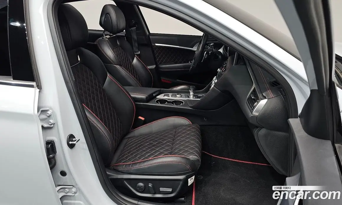 Genesis G70 2020 2.0 автомат (гидро), фото 16