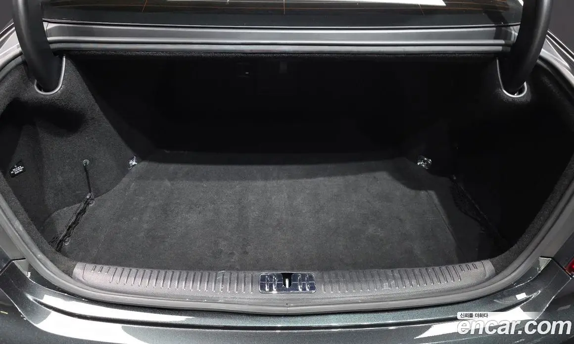 Genesis G90 2019 3.8 автомат (гидро), фото 25