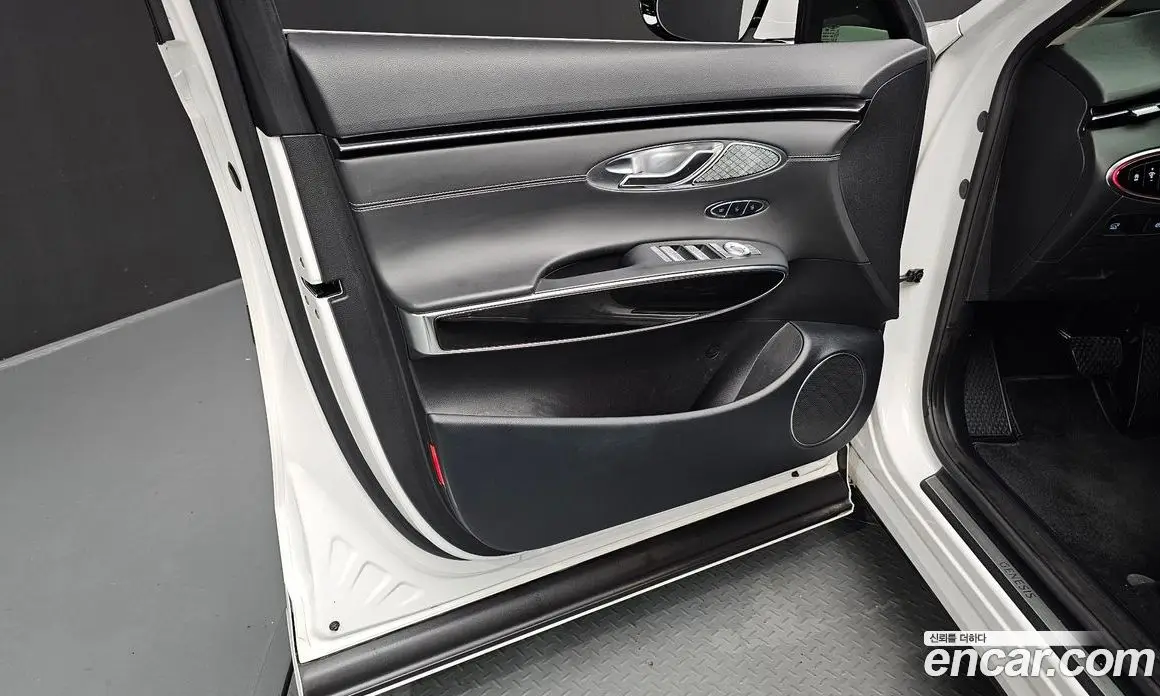 Genesis GV70 2022 2.5 автомат (гидро), фото 14