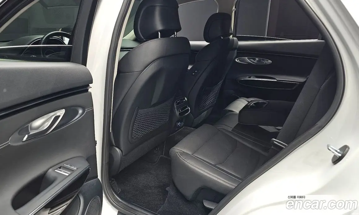 Genesis GV70 2022 2.5 автомат (гидро), фото 18