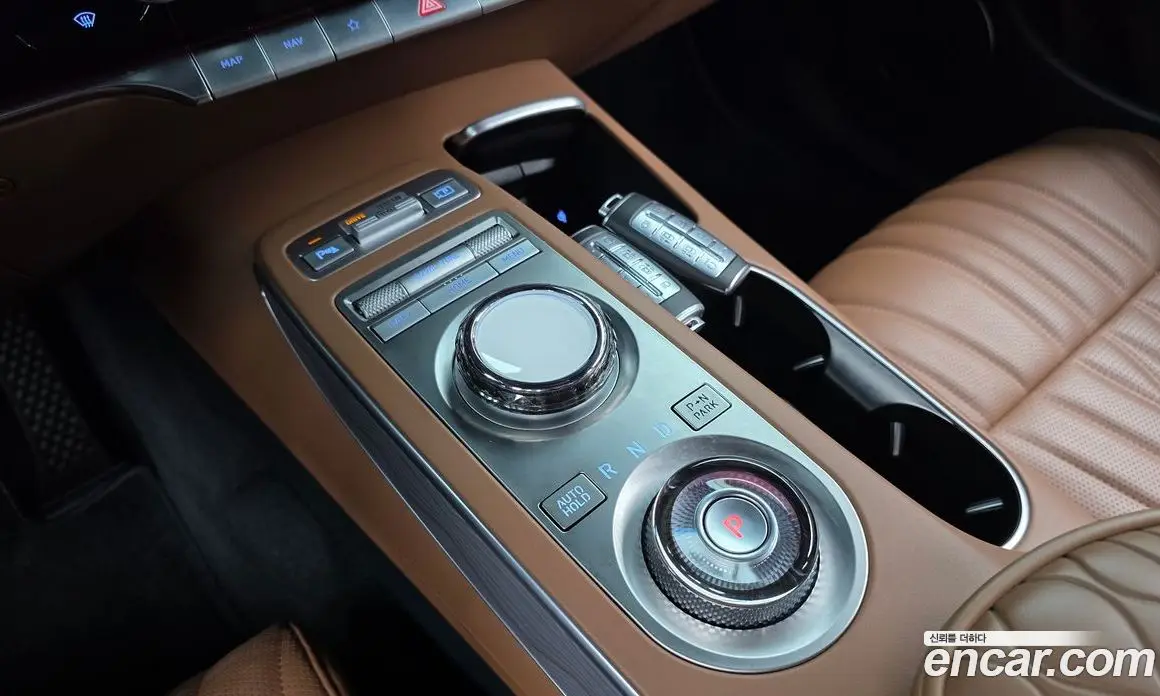 Genesis GV70 2023 2.5 автомат (гидро), фото 12