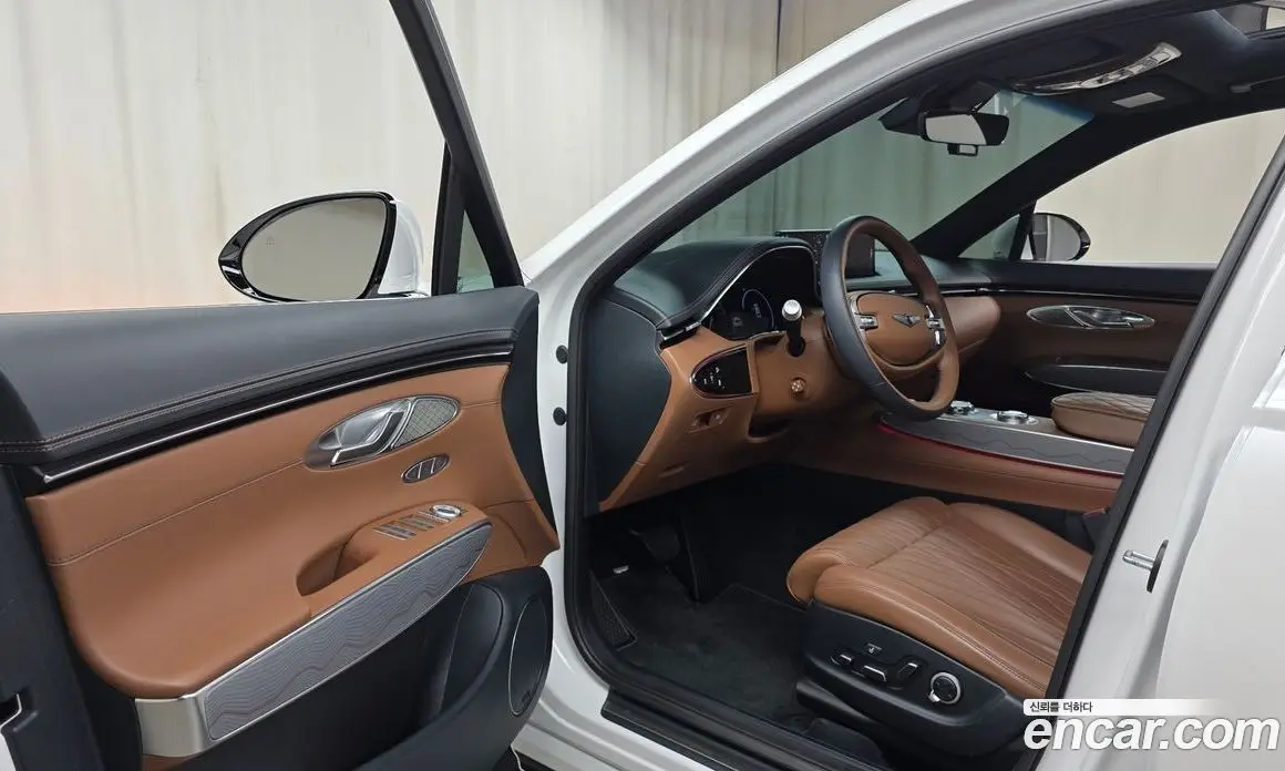 Genesis GV70 2023 2.5 автомат (гидро), фото 13